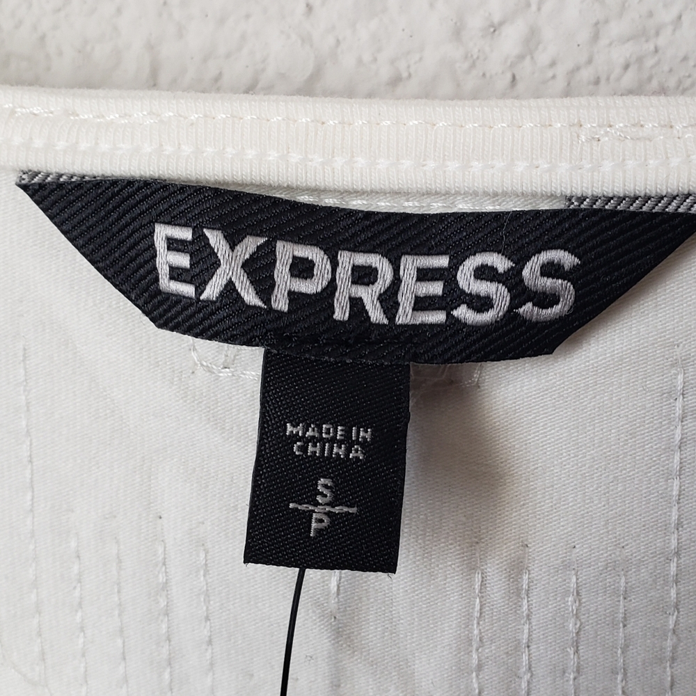 Blazer - Picture 6 of 7